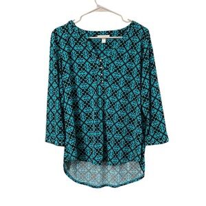 DANA BUCHMAN Women’s Blouse Patterned 
V-Neck Pullover Color Green Black Size L